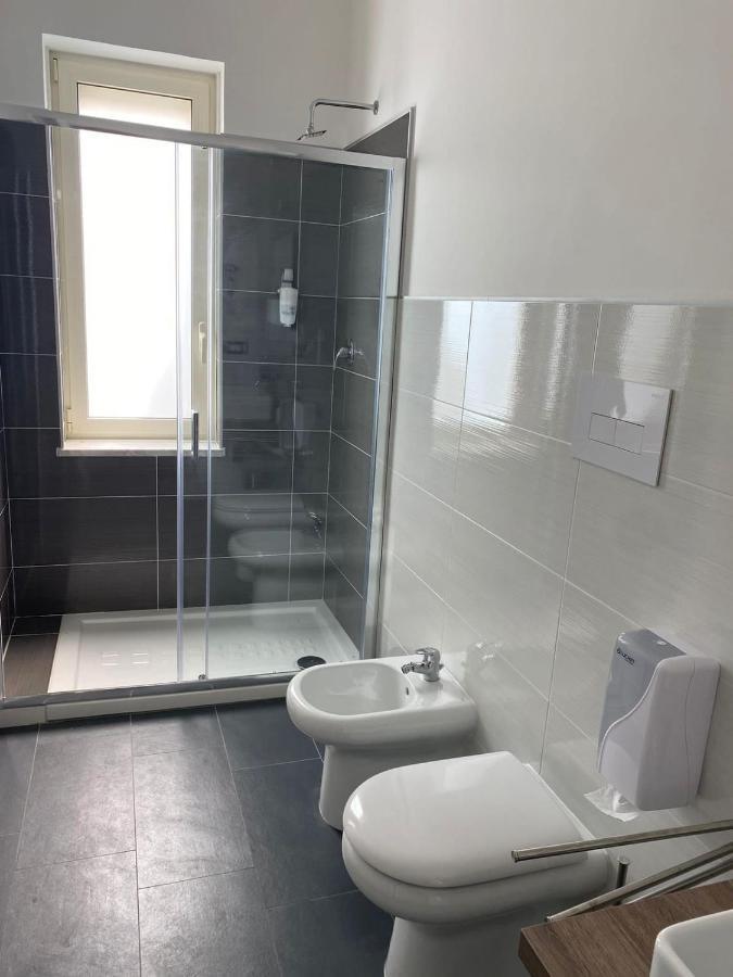 L'Oasi B&B Santa Maria Capua Vetere Szoba fotó
